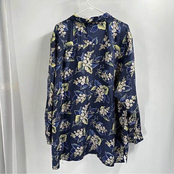 The Avenue Size 26/28 100% Silk Blue and Tan Floral Print Button Front Blouse - Picture 5 of 8